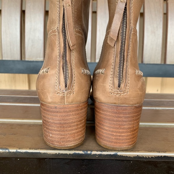 Ugg Bandara Leather Sahara Ankle Boots Size 11 - Picture 7 of 15